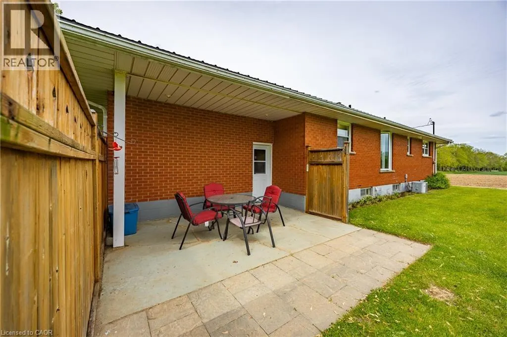 44 WOODLEY Road