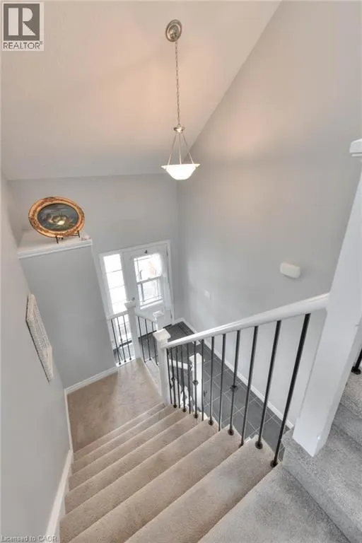 350 FINORO Crescent