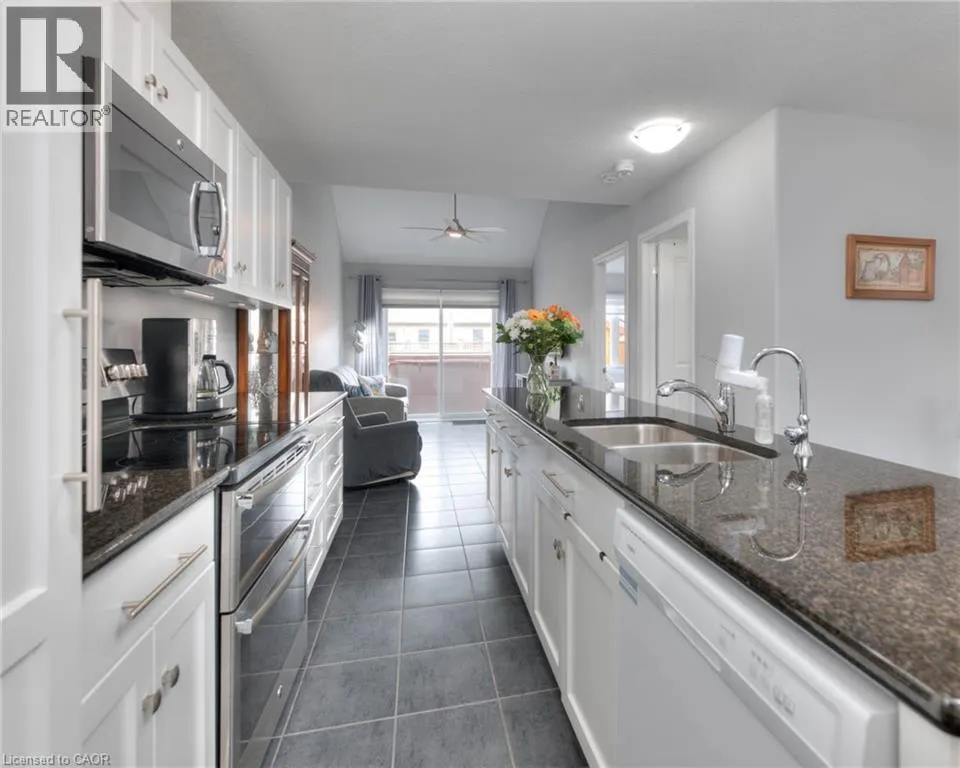 350 FINORO Crescent