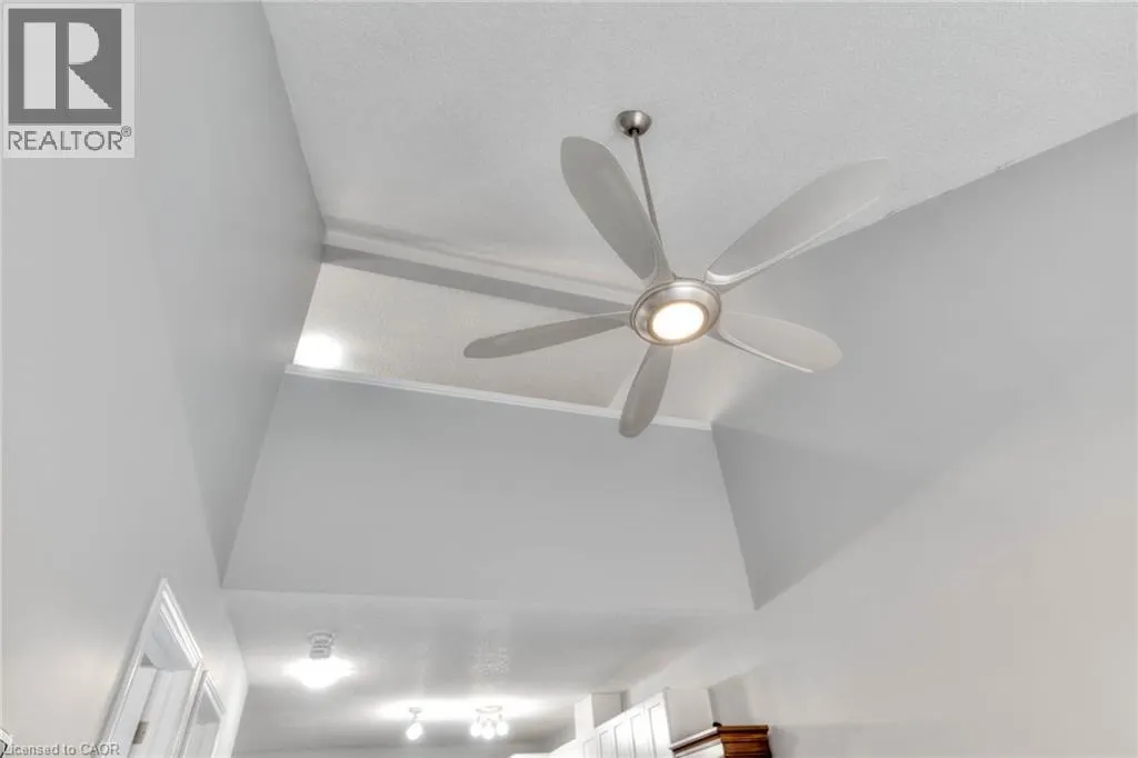 350 FINORO Crescent