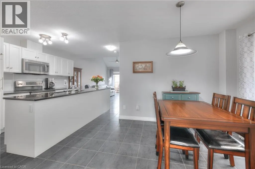 350 FINORO Crescent