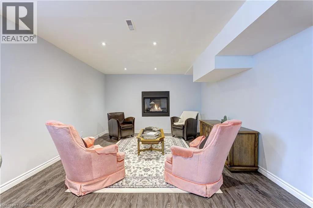 856 SOMERVILLE Terrace