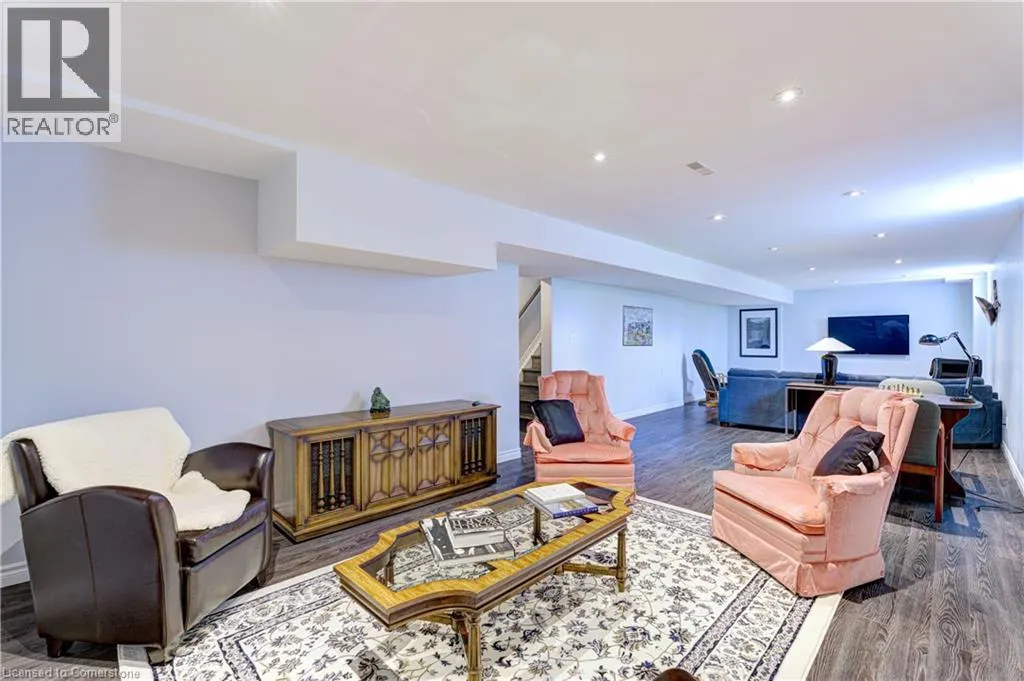 856 SOMERVILLE Terrace