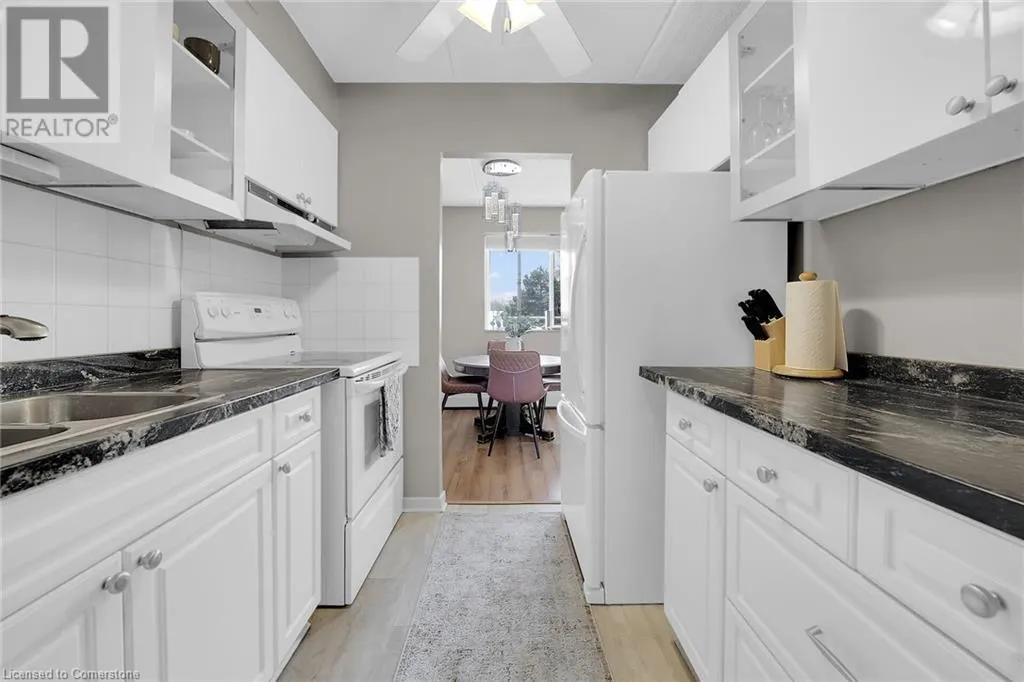 198 SCOTT Street Unit# 220, #220