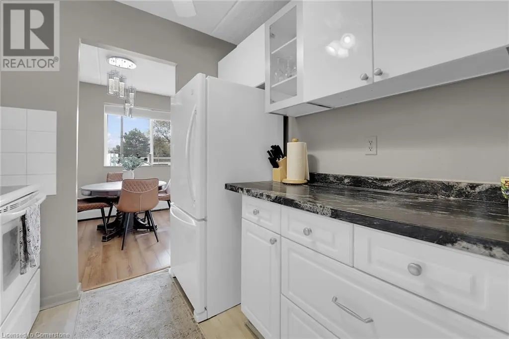 198 SCOTT Street Unit# 220, #220