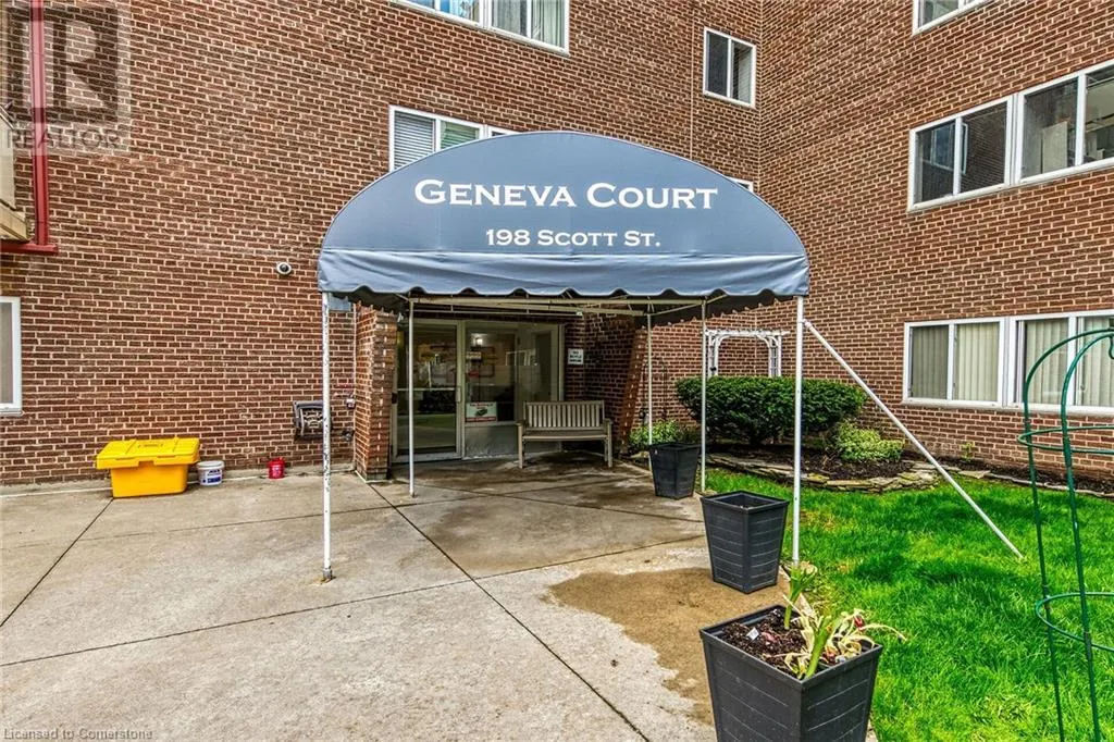 198 SCOTT Street Unit# 220, #220
