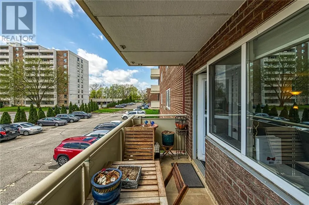 198 SCOTT Street Unit# 220, #220