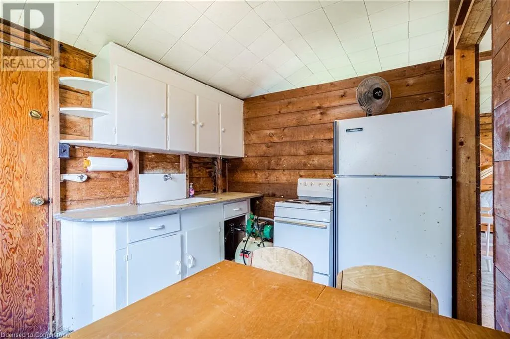 845 LAKESHORE Road