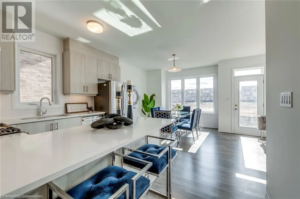 3262 CRYSTAL DRIVE
