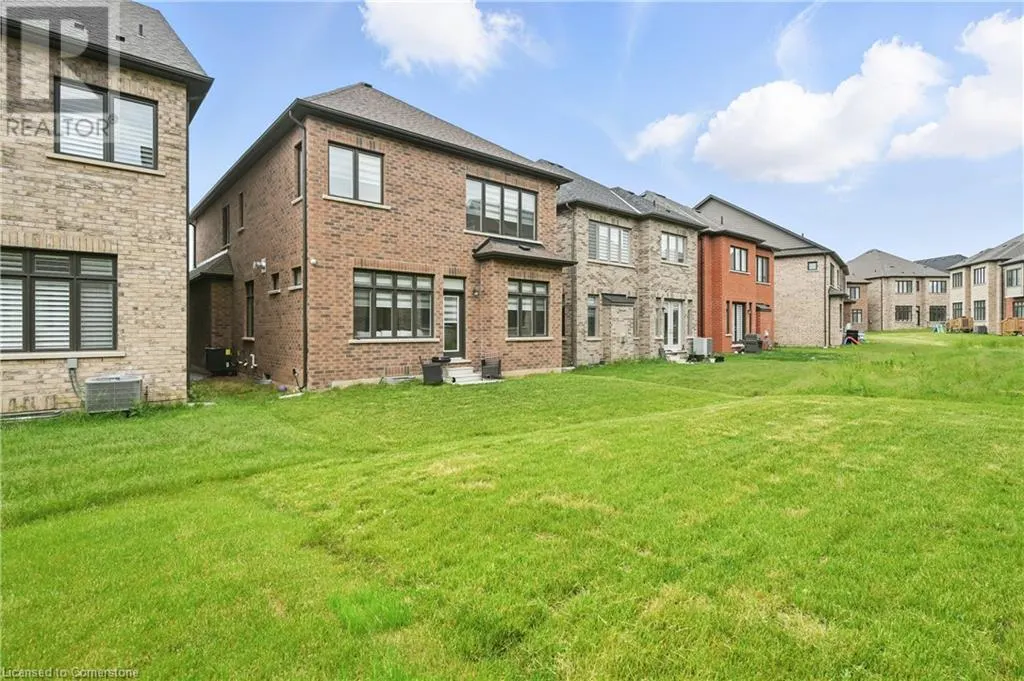 58 WILLIAM CRAWLEY WAY