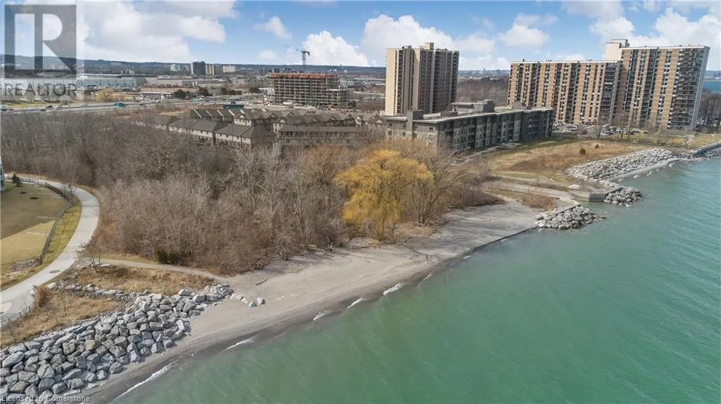 500 GREEN Road Unit# 1414, #1414