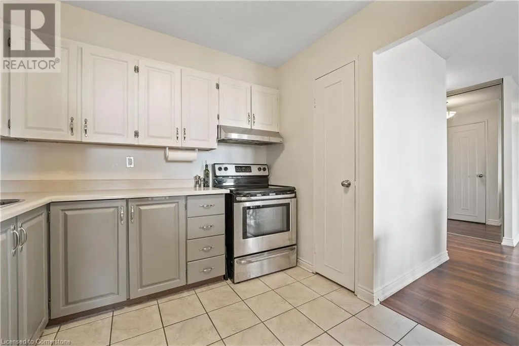500 GREEN Road Unit# 1414, #1414