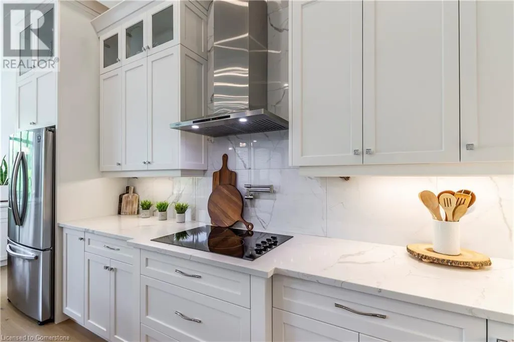 670 BISHOPSGATE Road Unit# 9, #9
