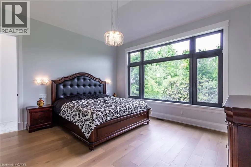 670 BISHOPSGATE Road Unit# 9, #9
