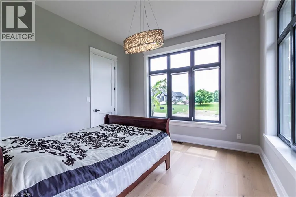 670 BISHOPSGATE Road Unit# 9, #9