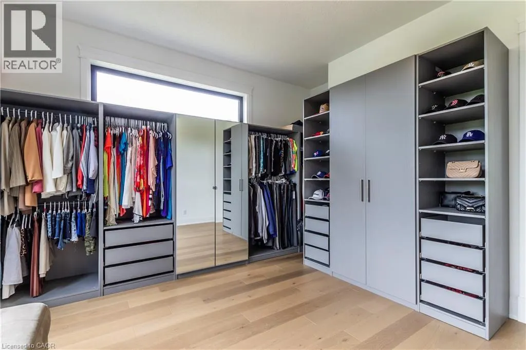 670 BISHOPSGATE Road Unit# 9, #9
