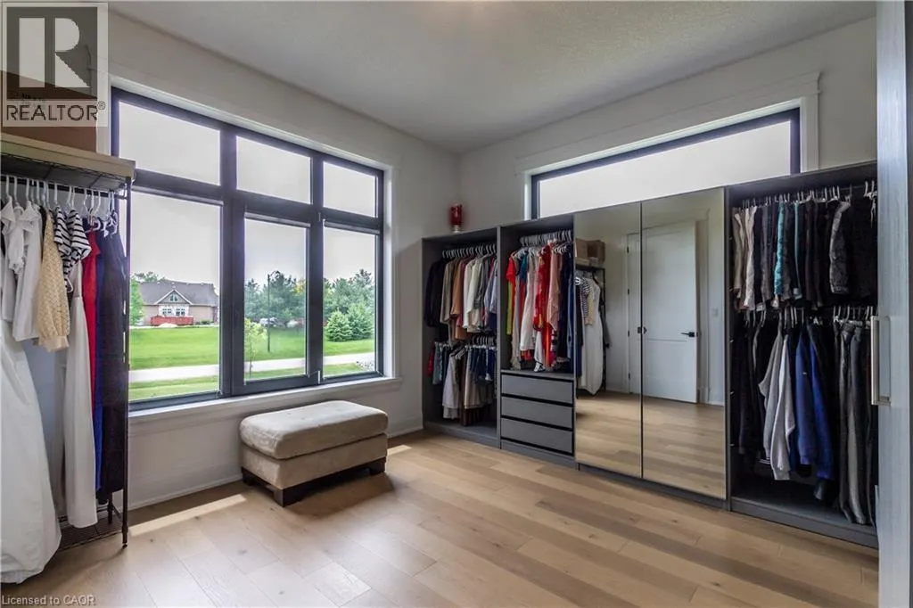 670 BISHOPSGATE Road Unit# 9, #9