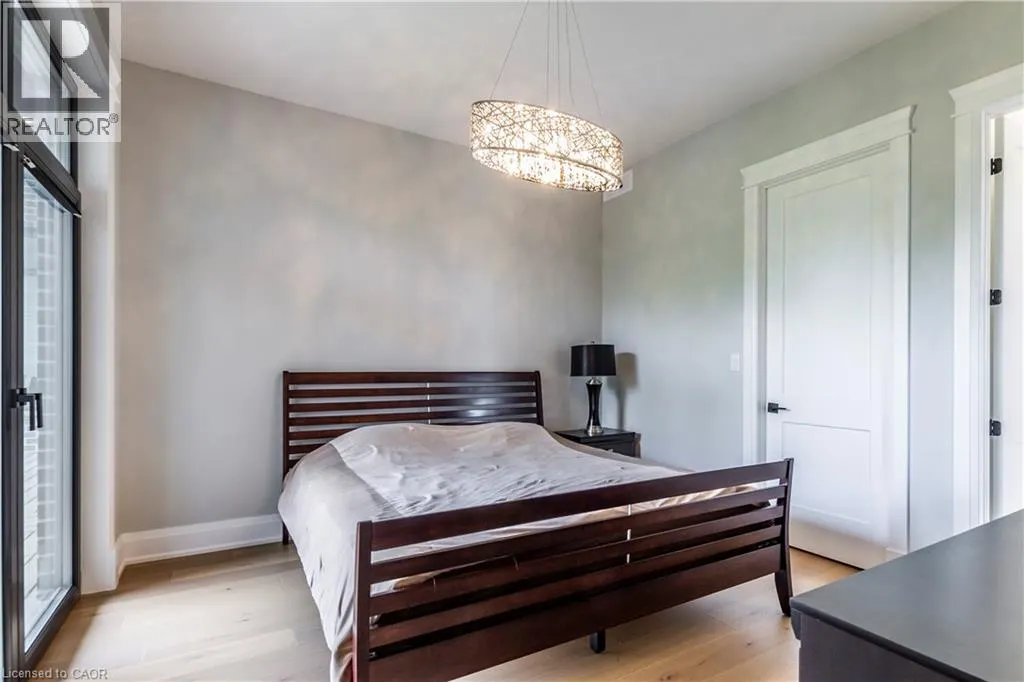 670 BISHOPSGATE Road Unit# 9, #9
