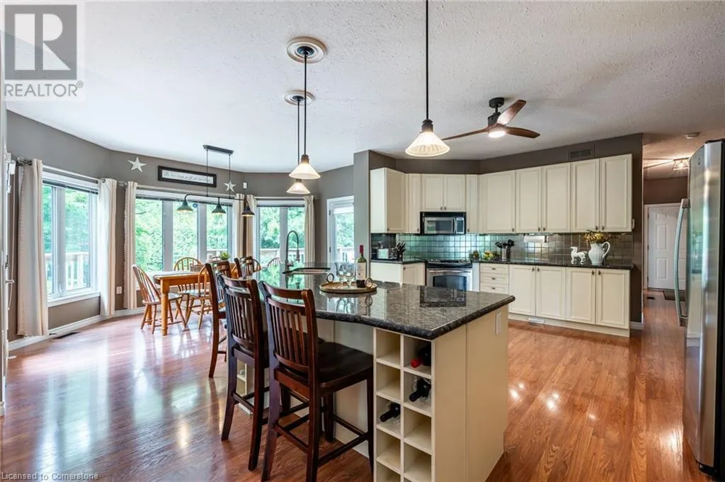 1323 8TH CONCESSION Road W