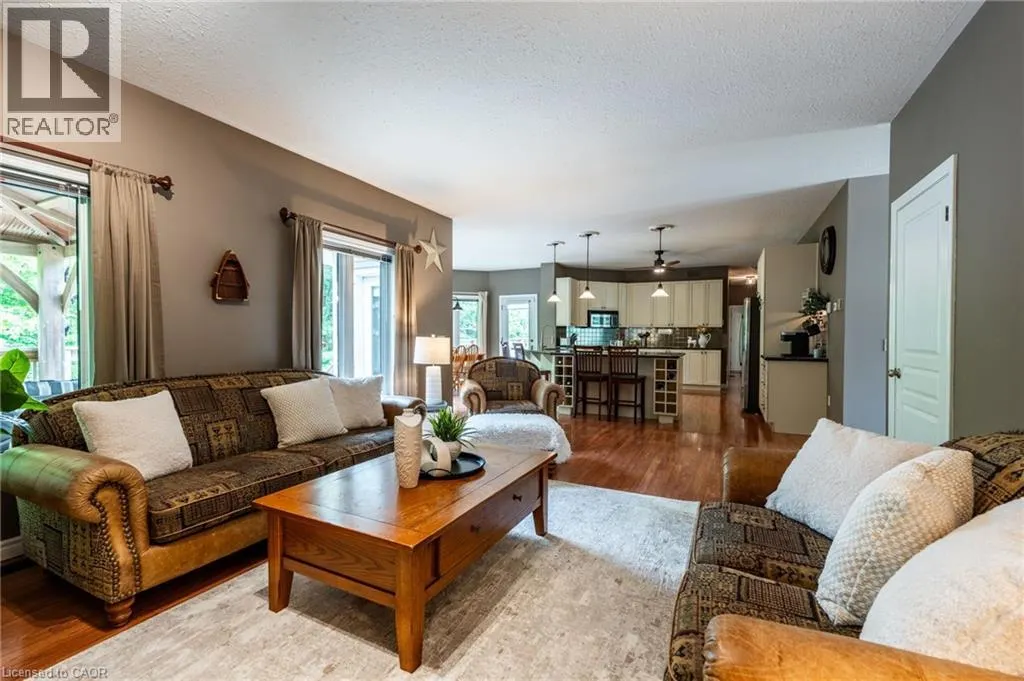 1323 8TH CONCESSION Road W