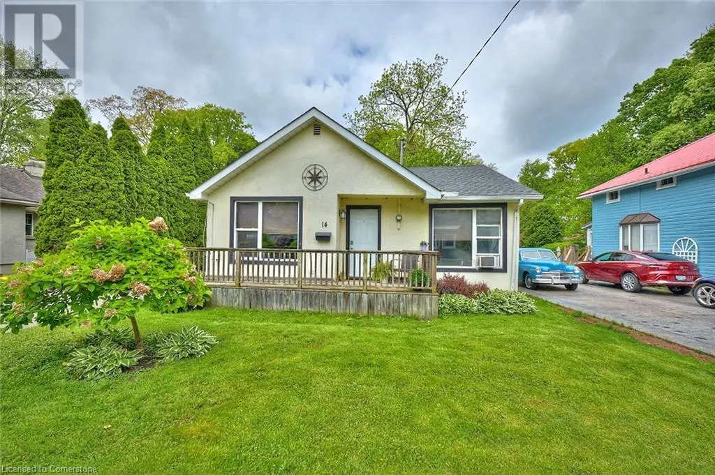 14 BETTS Avenue