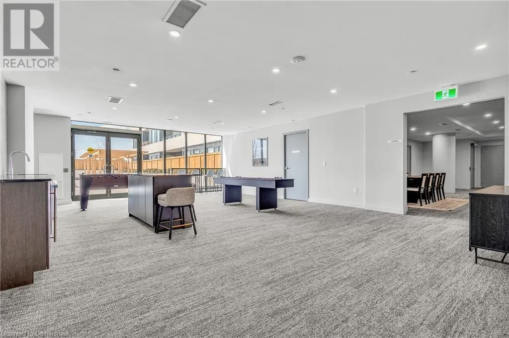 859 THE QUEENSWAY Unit# 412, #412