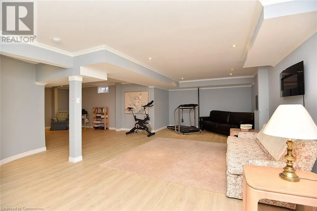 182 VALRIDGE Drive