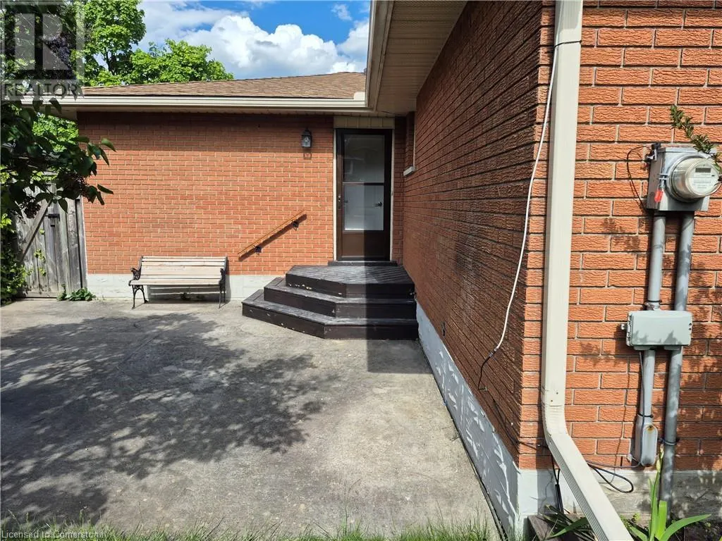 37 MONTCALM Drive