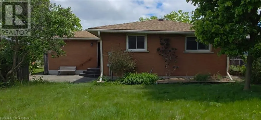 37 MONTCALM Drive