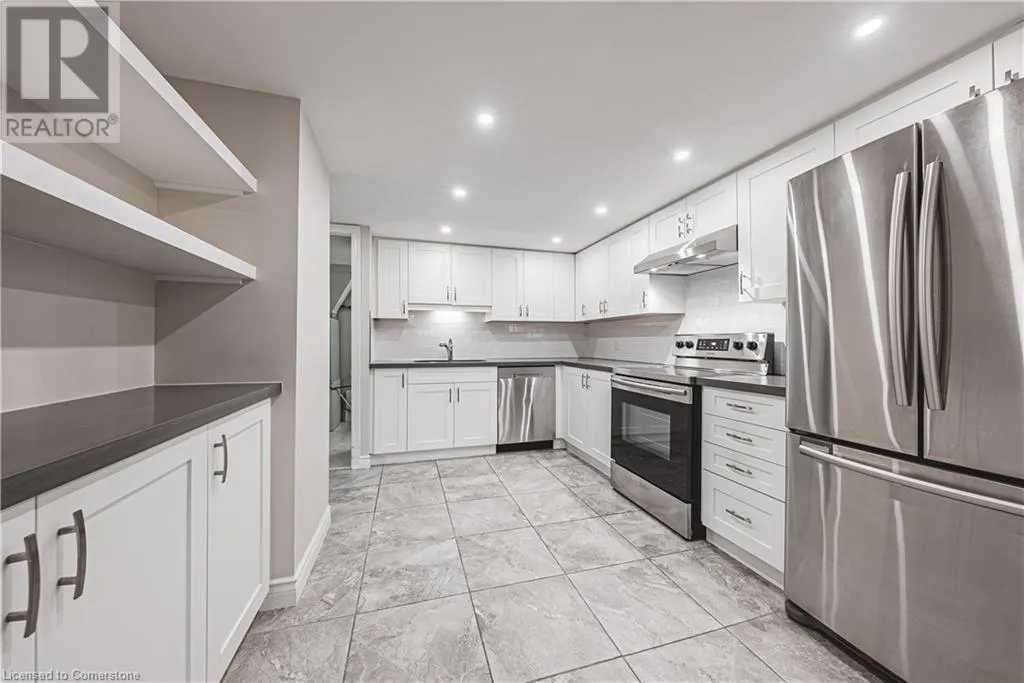 150 WILSON Street Unit# 215, #215