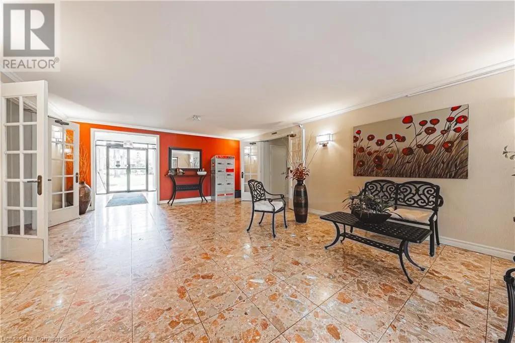 150 WILSON Street Unit# 215, #215