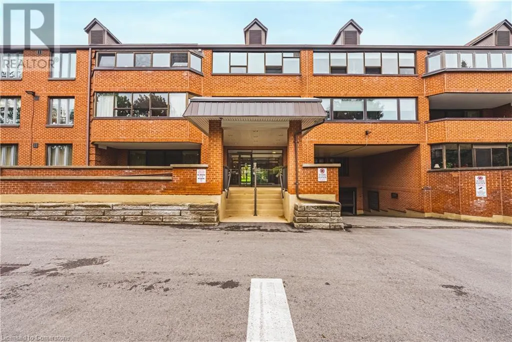 150 WILSON Street Unit# 215, #215