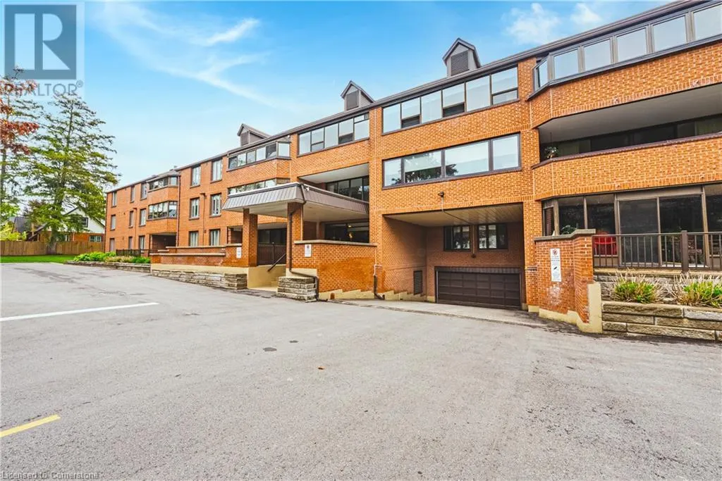 150 WILSON Street Unit# 215, #215