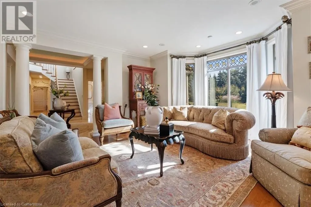 90 RIDGE Road W