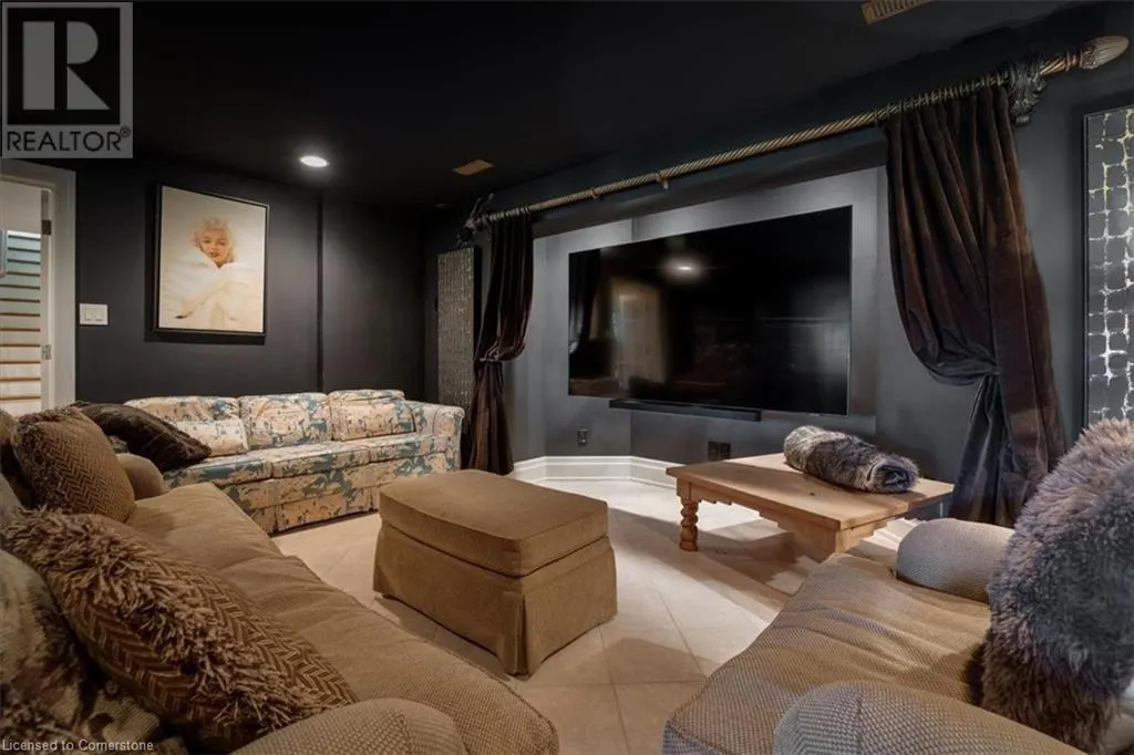 90 RIDGE Road W
