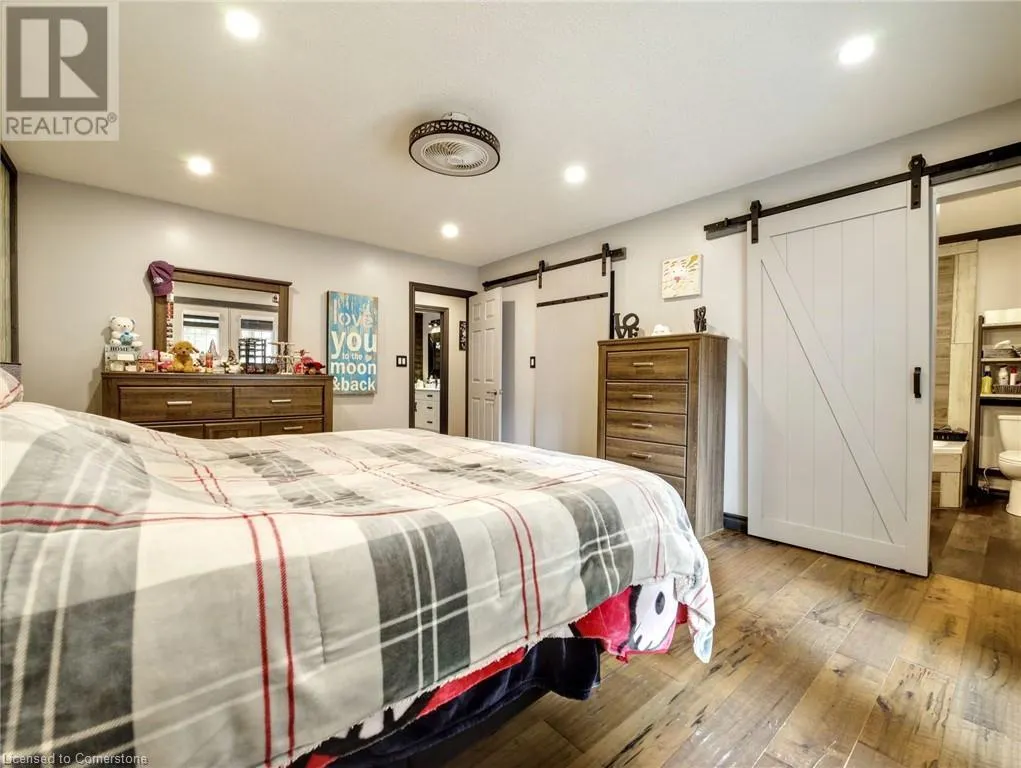 8 WESTGATE Circle