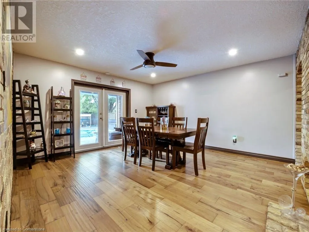 8 WESTGATE Circle