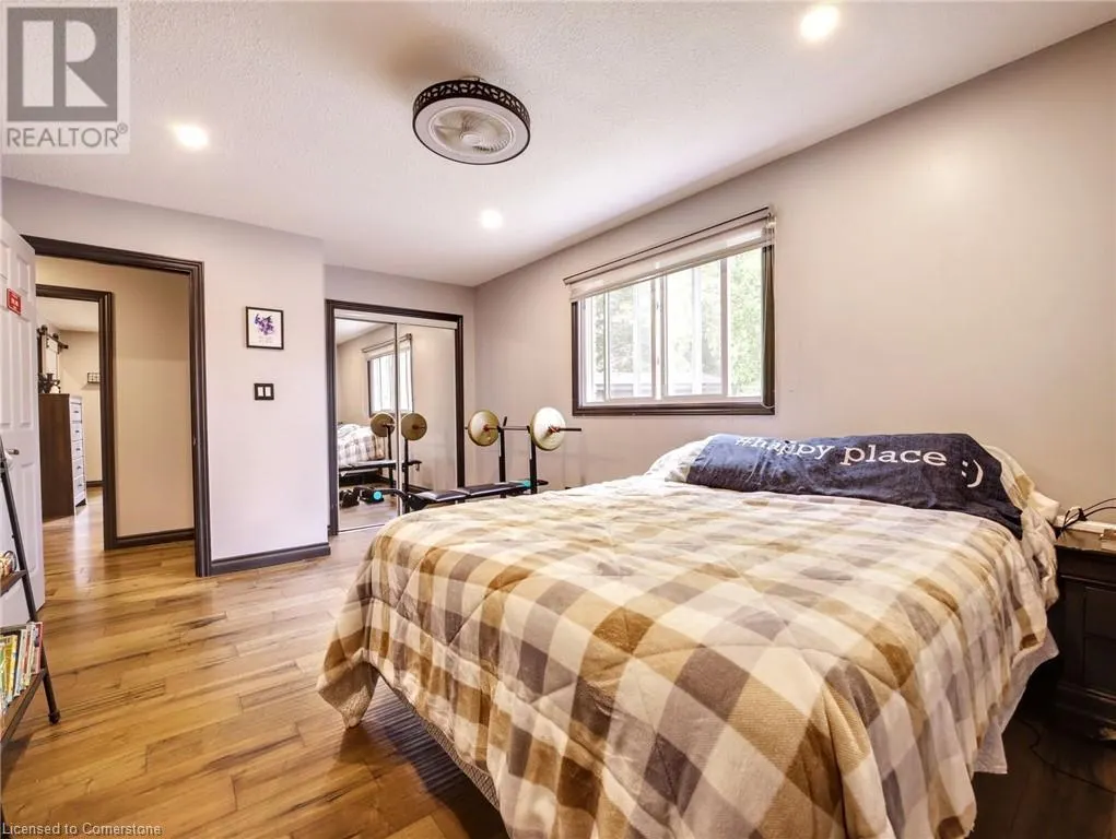 8 WESTGATE Circle