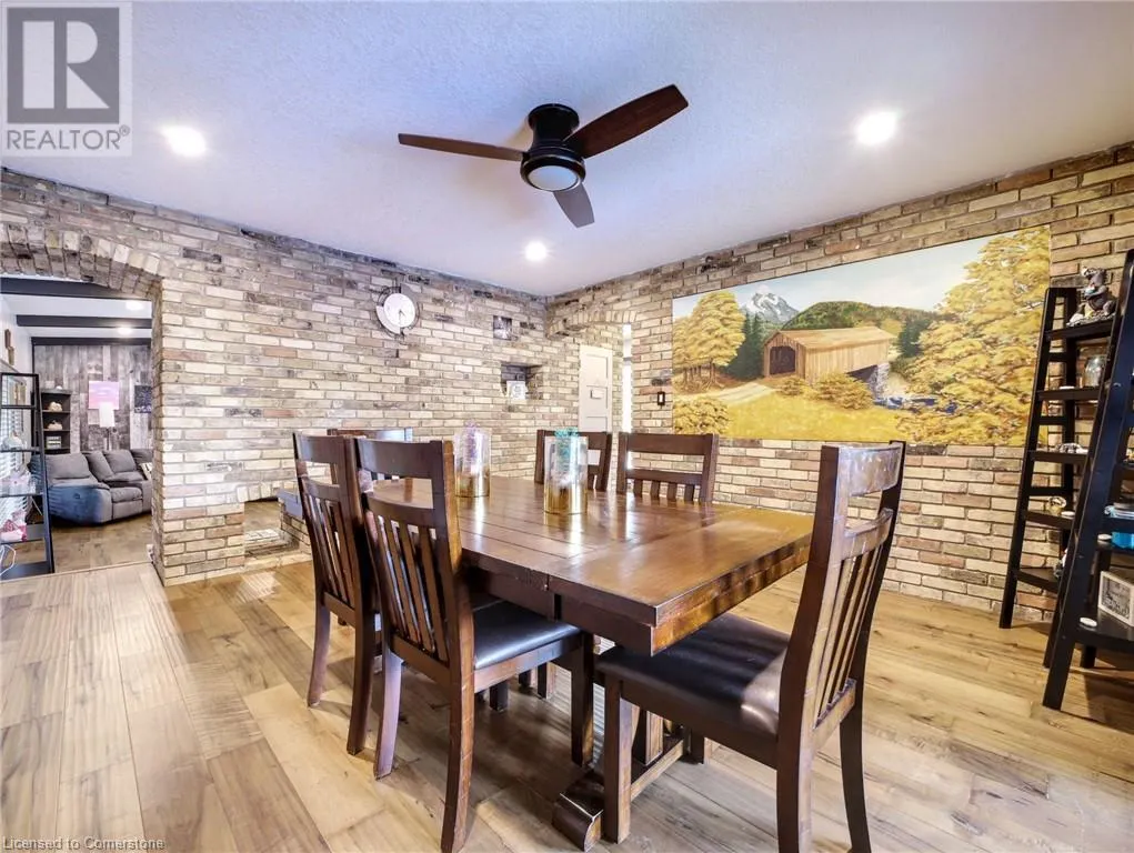8 WESTGATE Circle