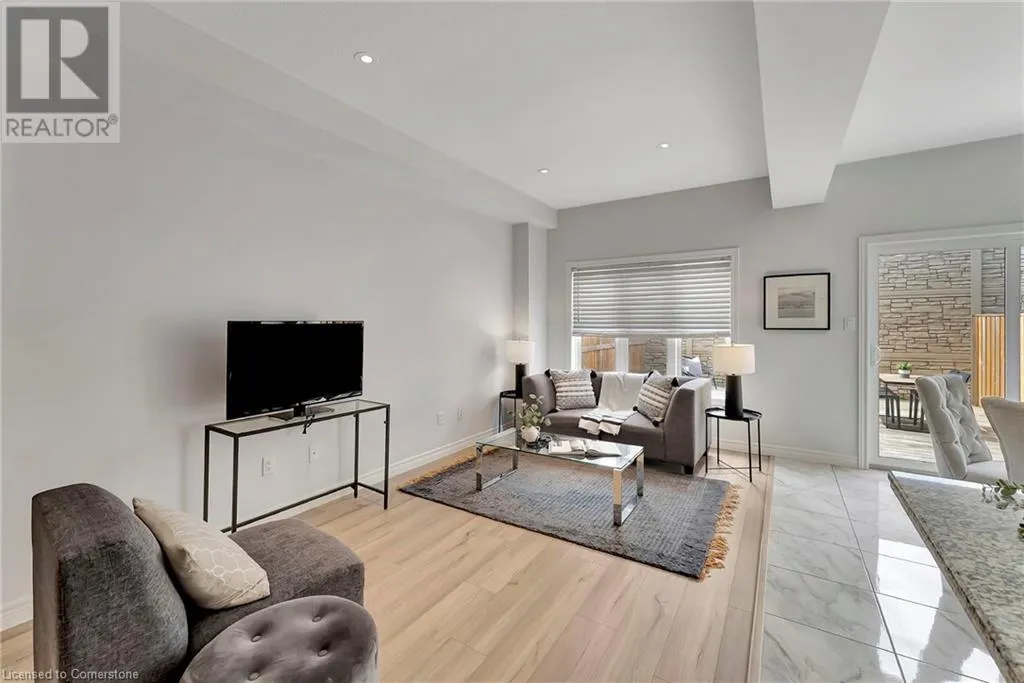 98 SHOREVIEW Place Unit# 18, #18