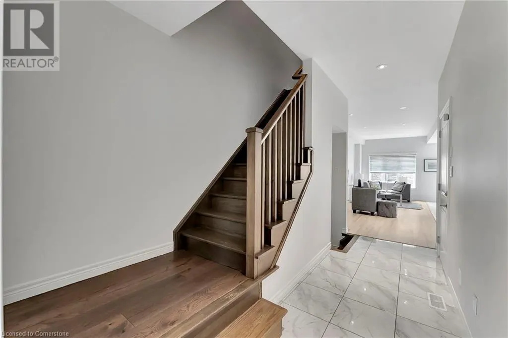 98 SHOREVIEW Place Unit# 18, #18