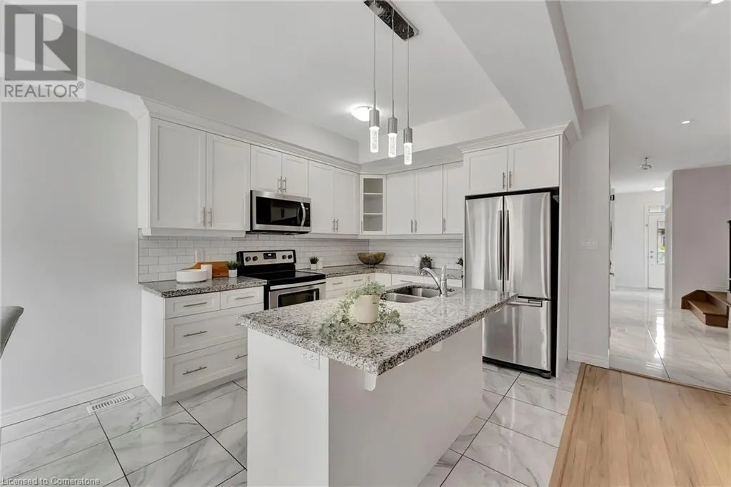 98 SHOREVIEW Place Unit# 18, #18