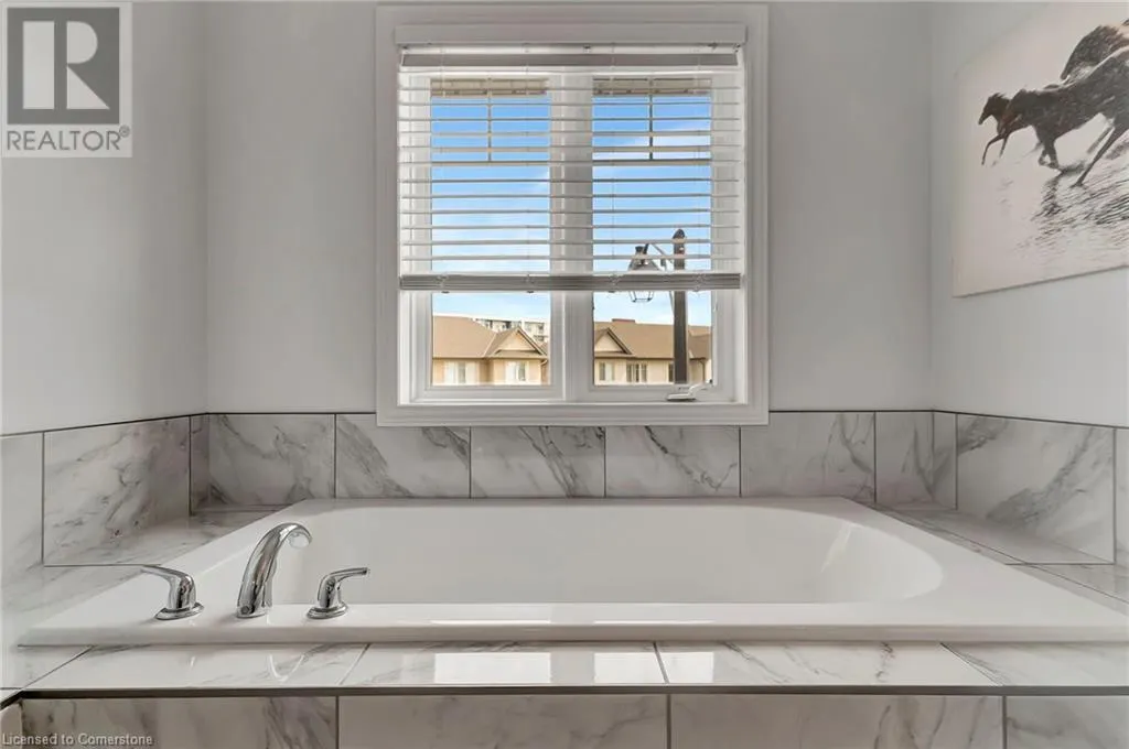 98 SHOREVIEW Place Unit# 18, #18