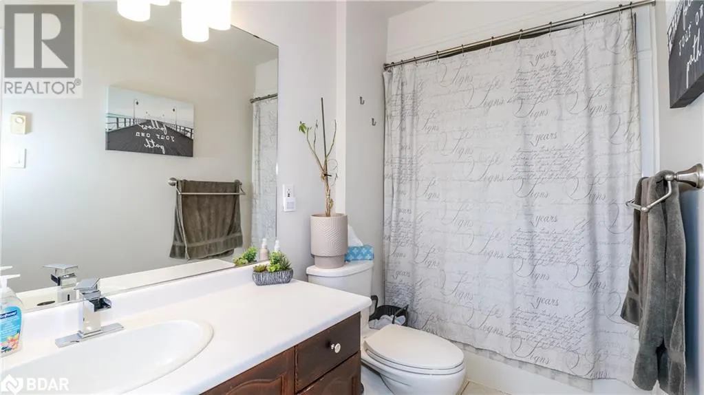150 VICTORIA Street S Unit# 126, #126