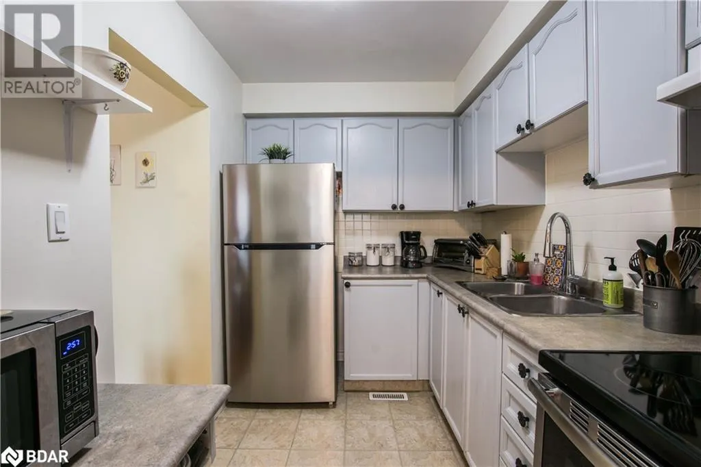 261 ROSE Street Unit# 4, #4