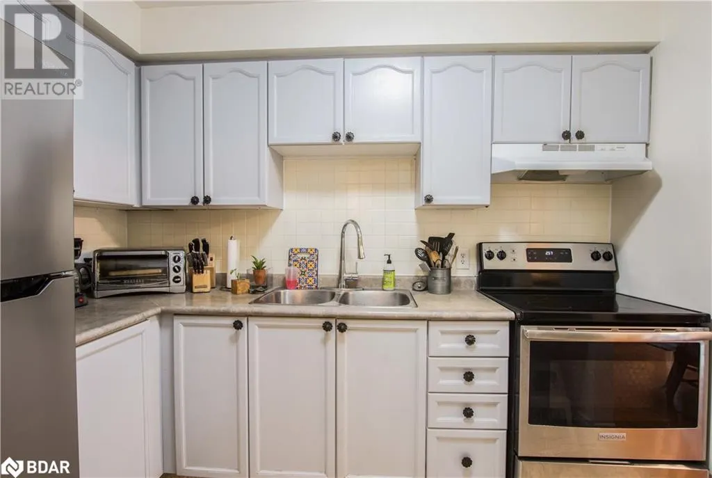 261 ROSE Street Unit# 4, #4