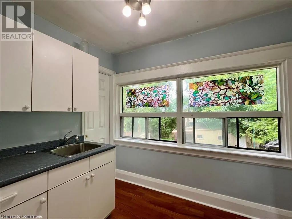 1052 DETA Road Unit# 4, #4