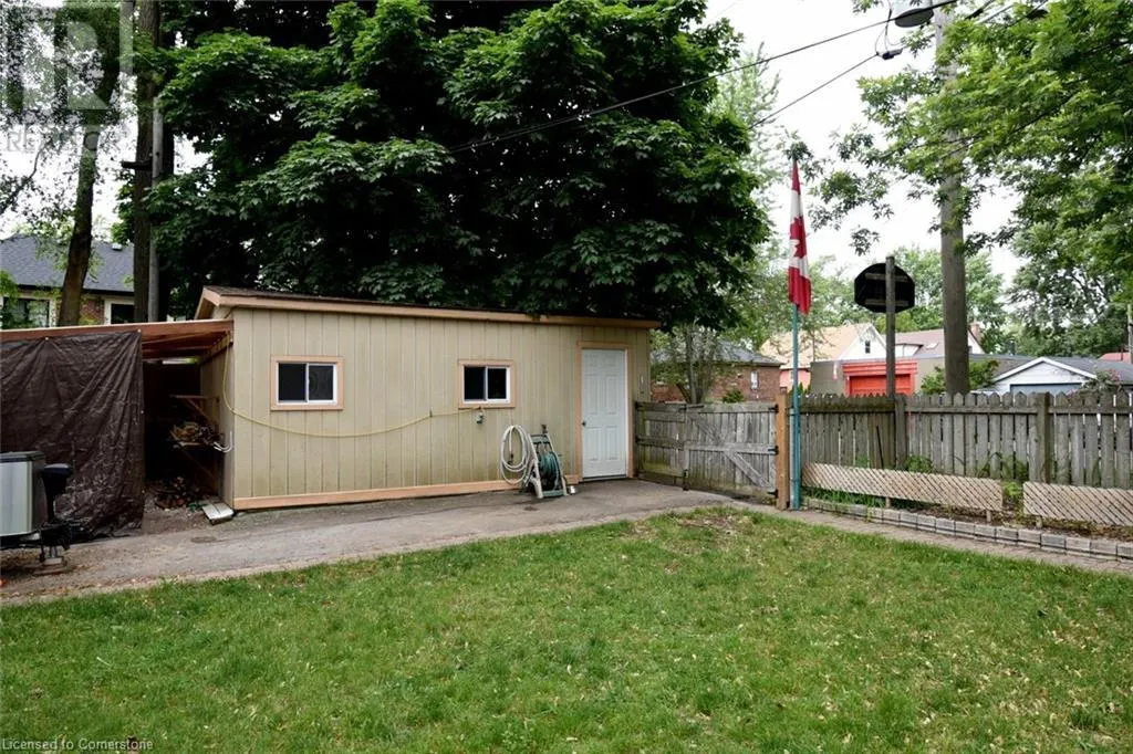 1052 DETA Road Unit# 4, #4