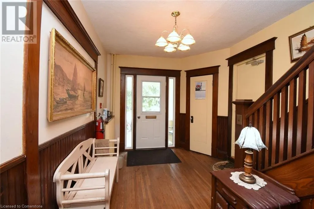 1052 DETA Road Unit# 4, #4