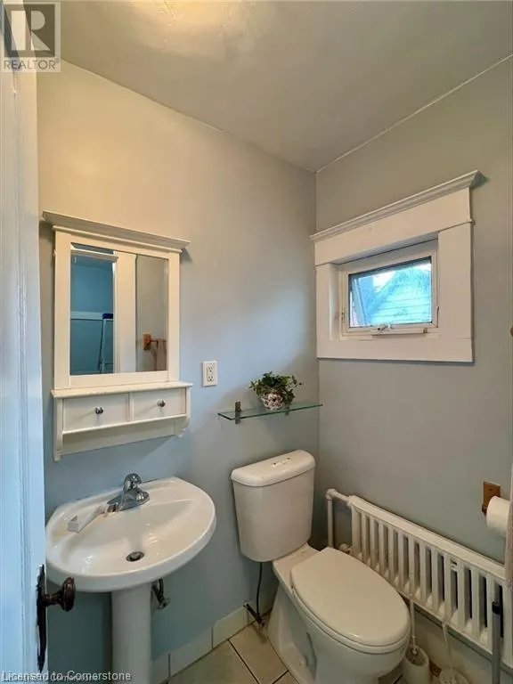 1052 DETA Road Unit# 4, #4